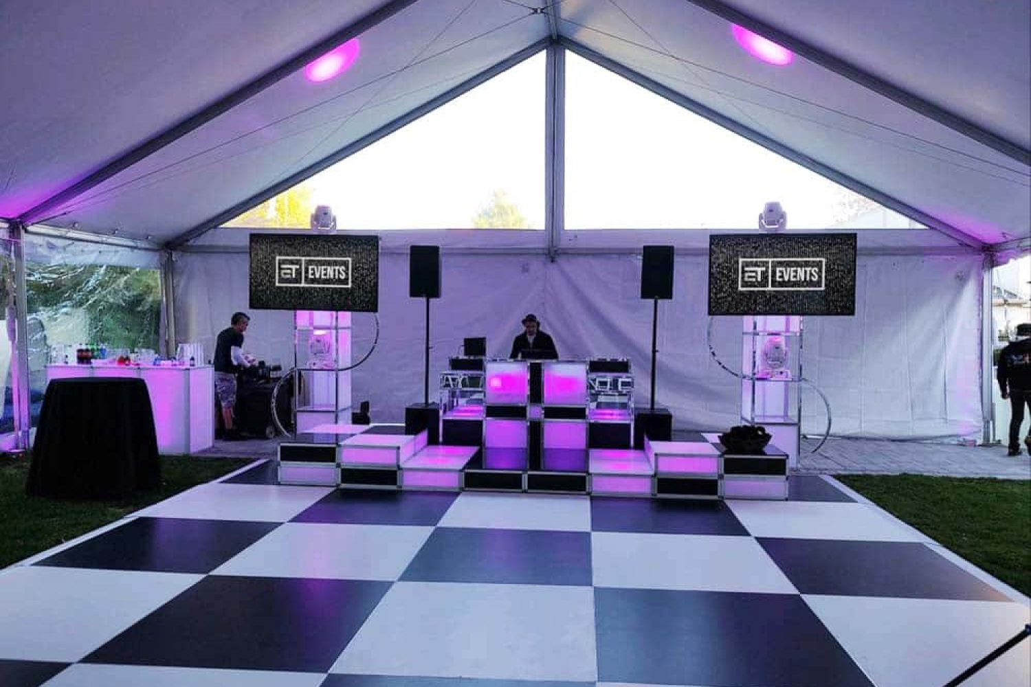 Black and White Dance Floor ith DJ Booth