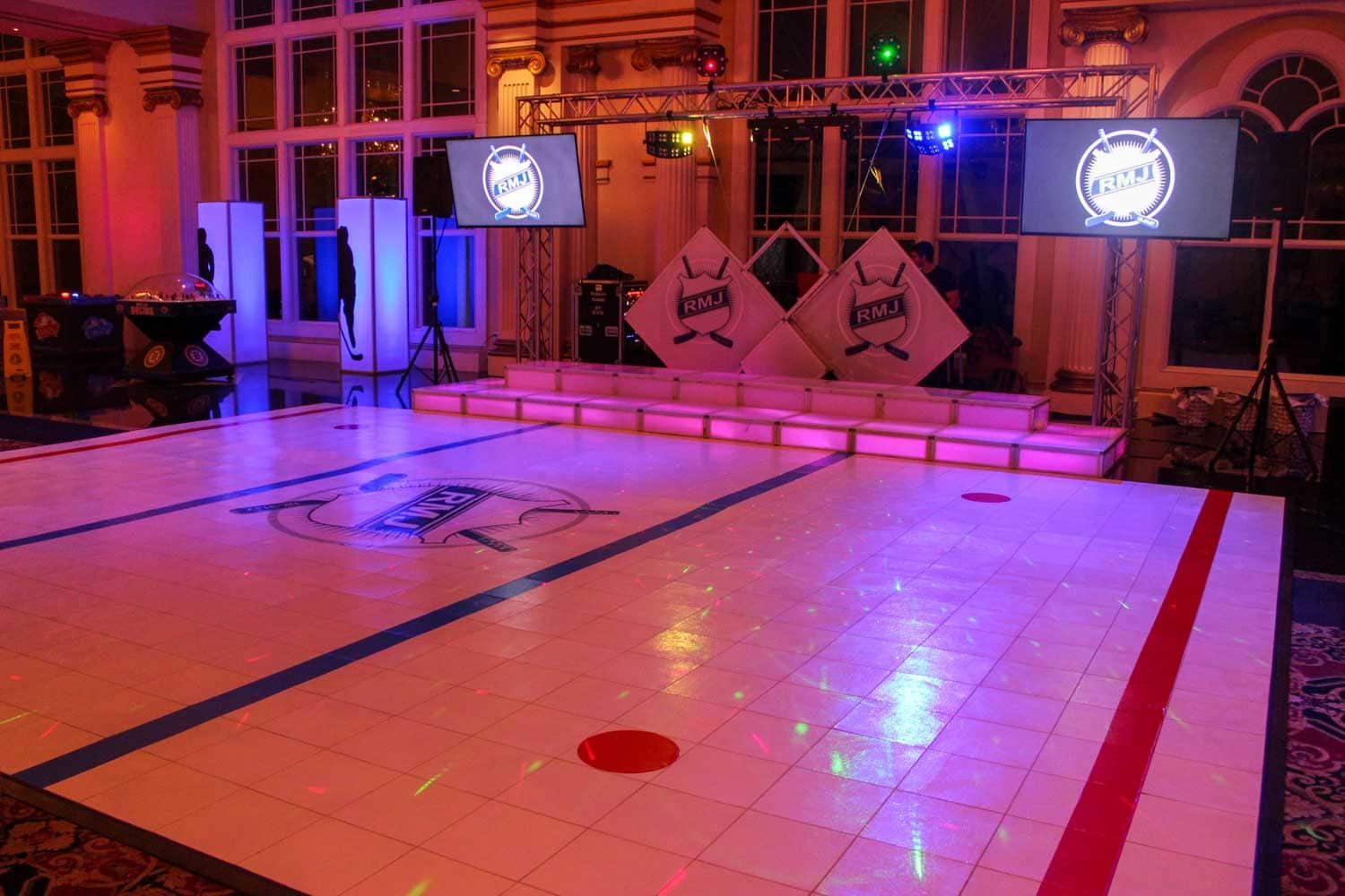 White-dance-floor-rentals-ct-ma-ri-ny-10