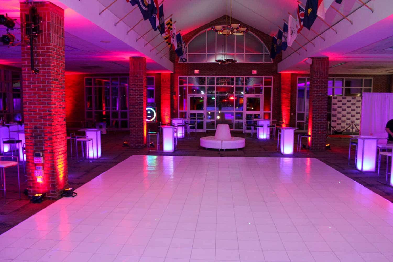 White-dance-floor-rentals-ct-ma-ri-ny-7