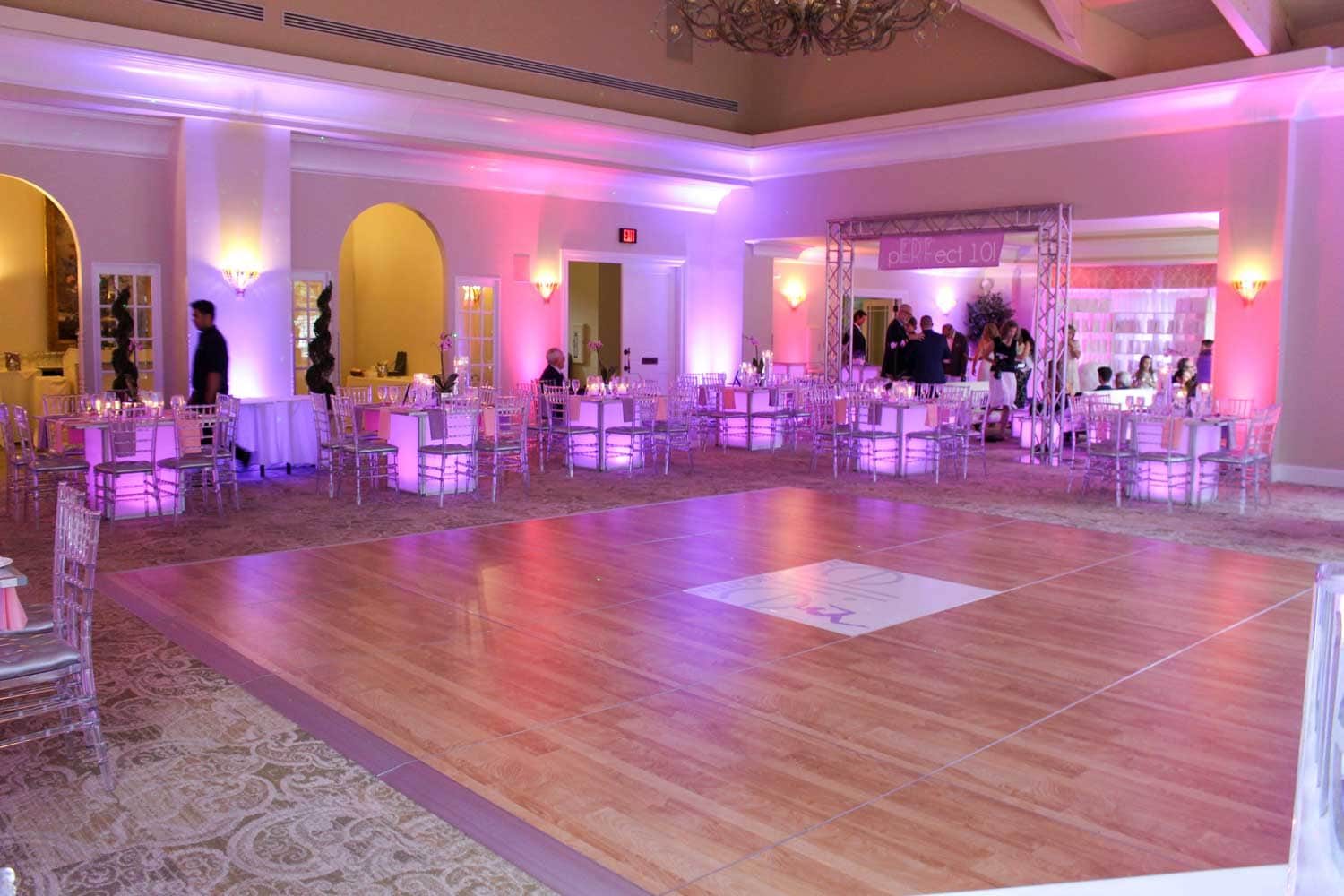 Wood-dance-floor-rentals-ct-ma-ri-ny-9