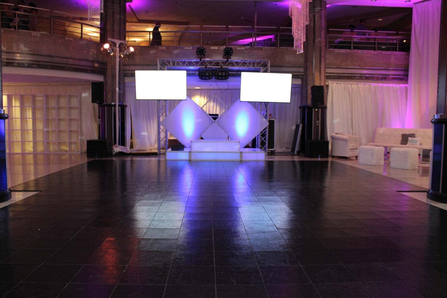 black-dance-floor-rentals-ct-ma-ri-ny-2