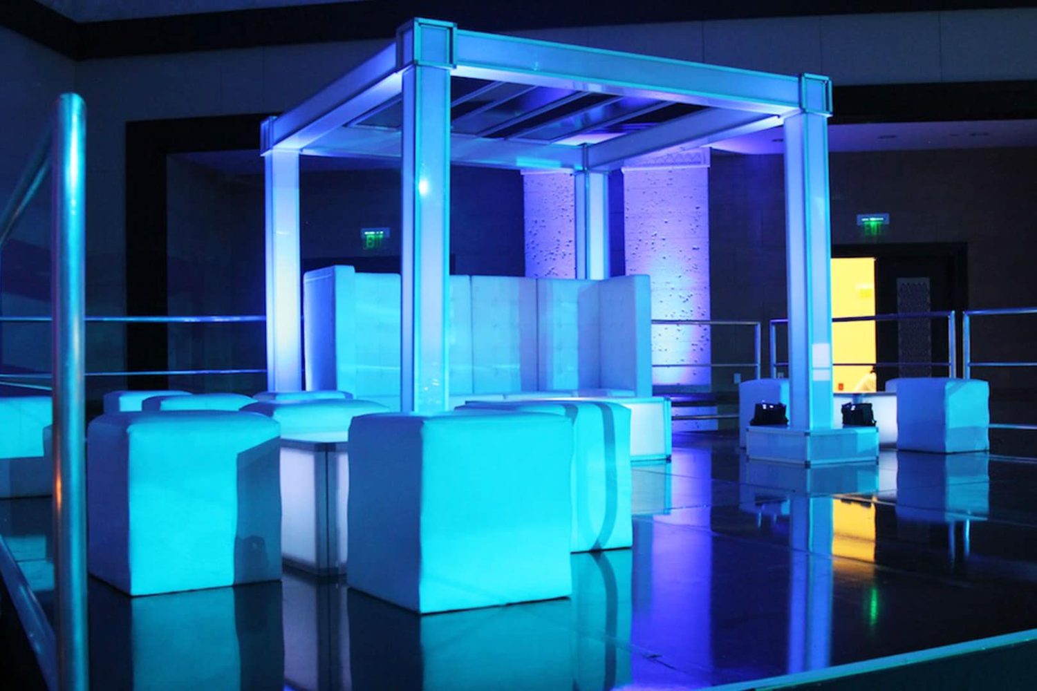 cabana-lounge