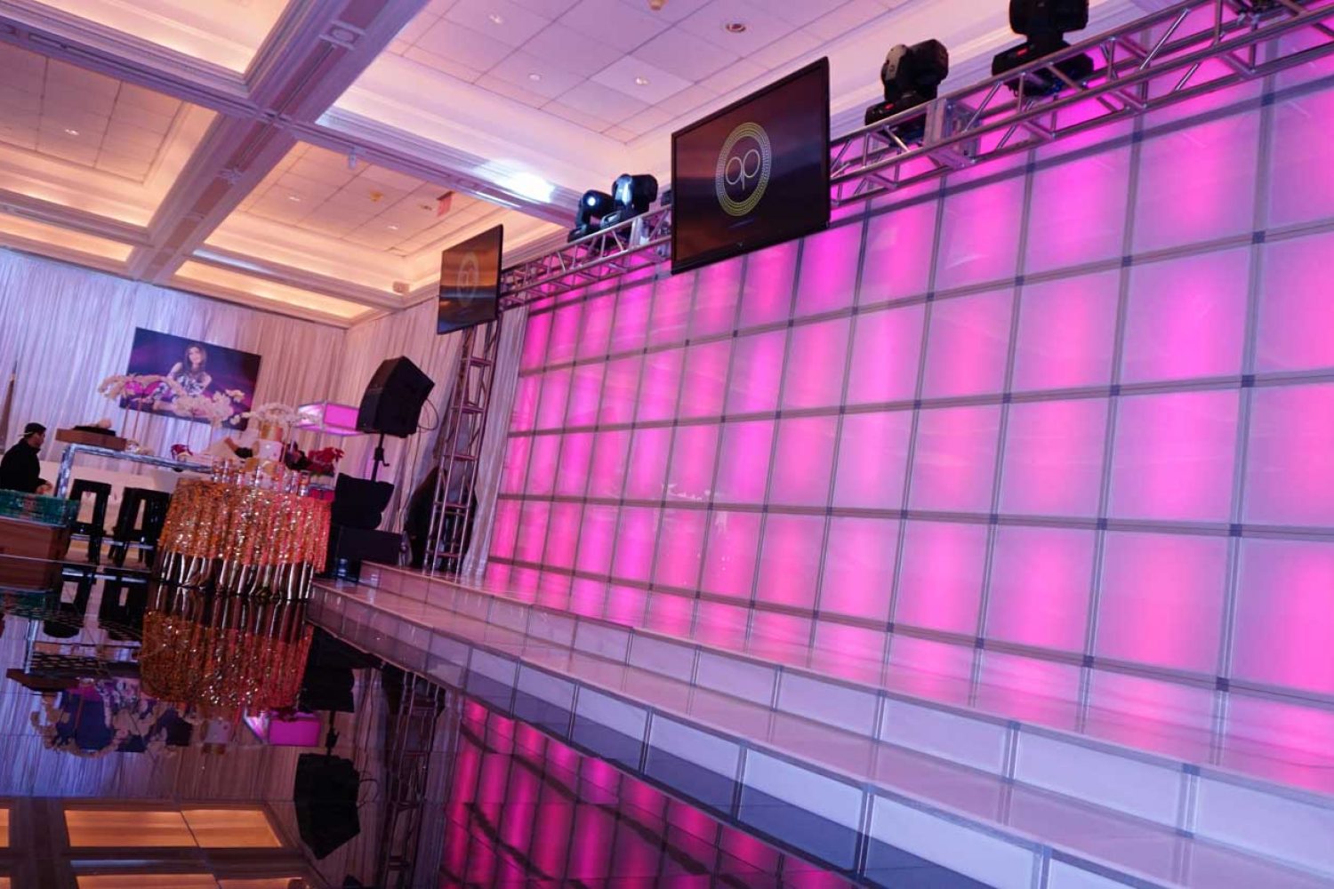 LED Light Up Wall & Black Dance Floor
